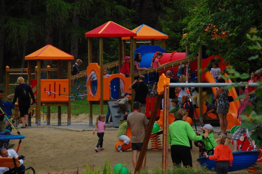 Cedrus Apartmanhaz - Cedrus Koez 7 Zalakaros Esterno foto