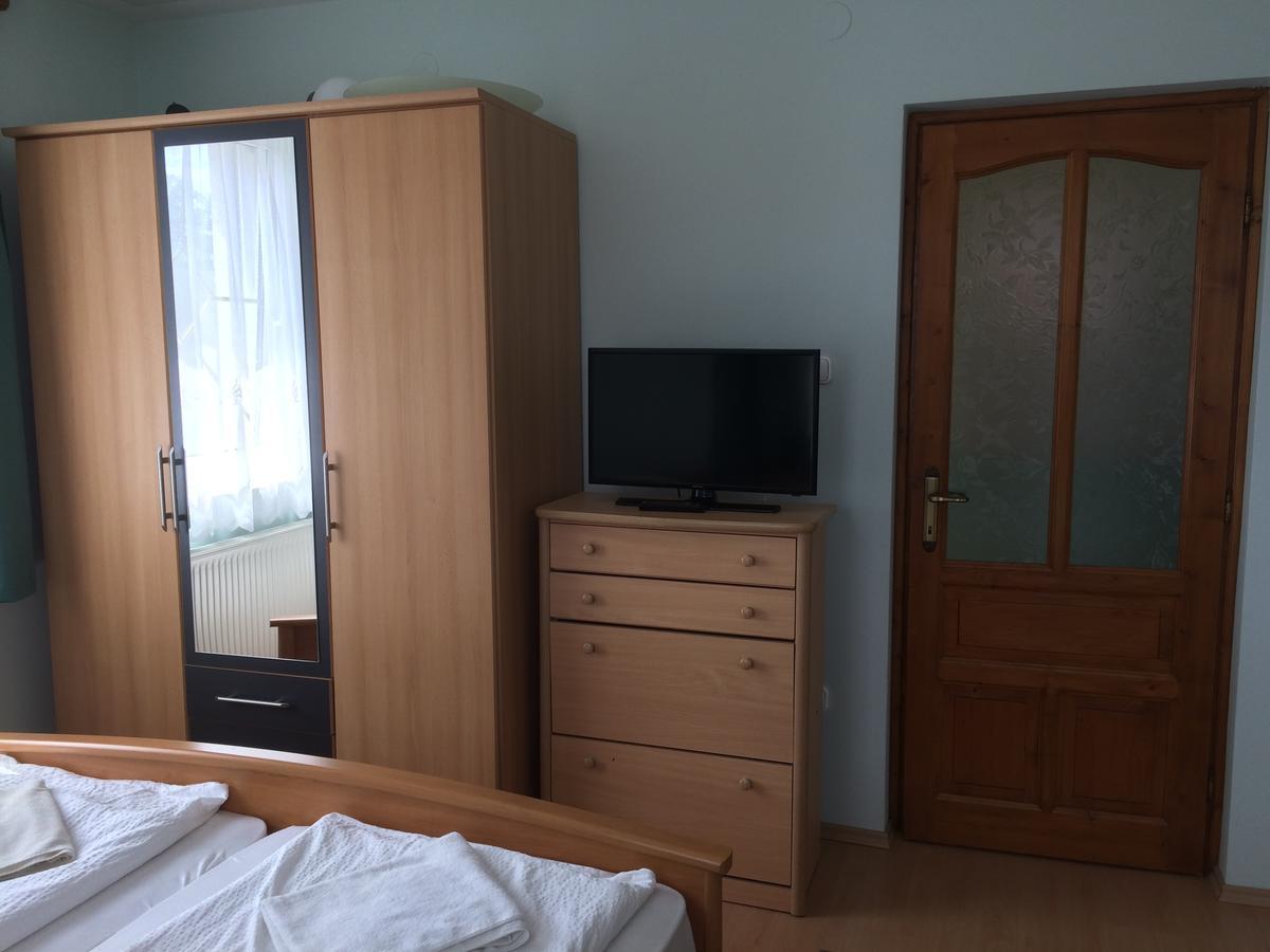 Cedrus Apartmanhaz - Cedrus Koez 7 Zalakaros Esterno foto